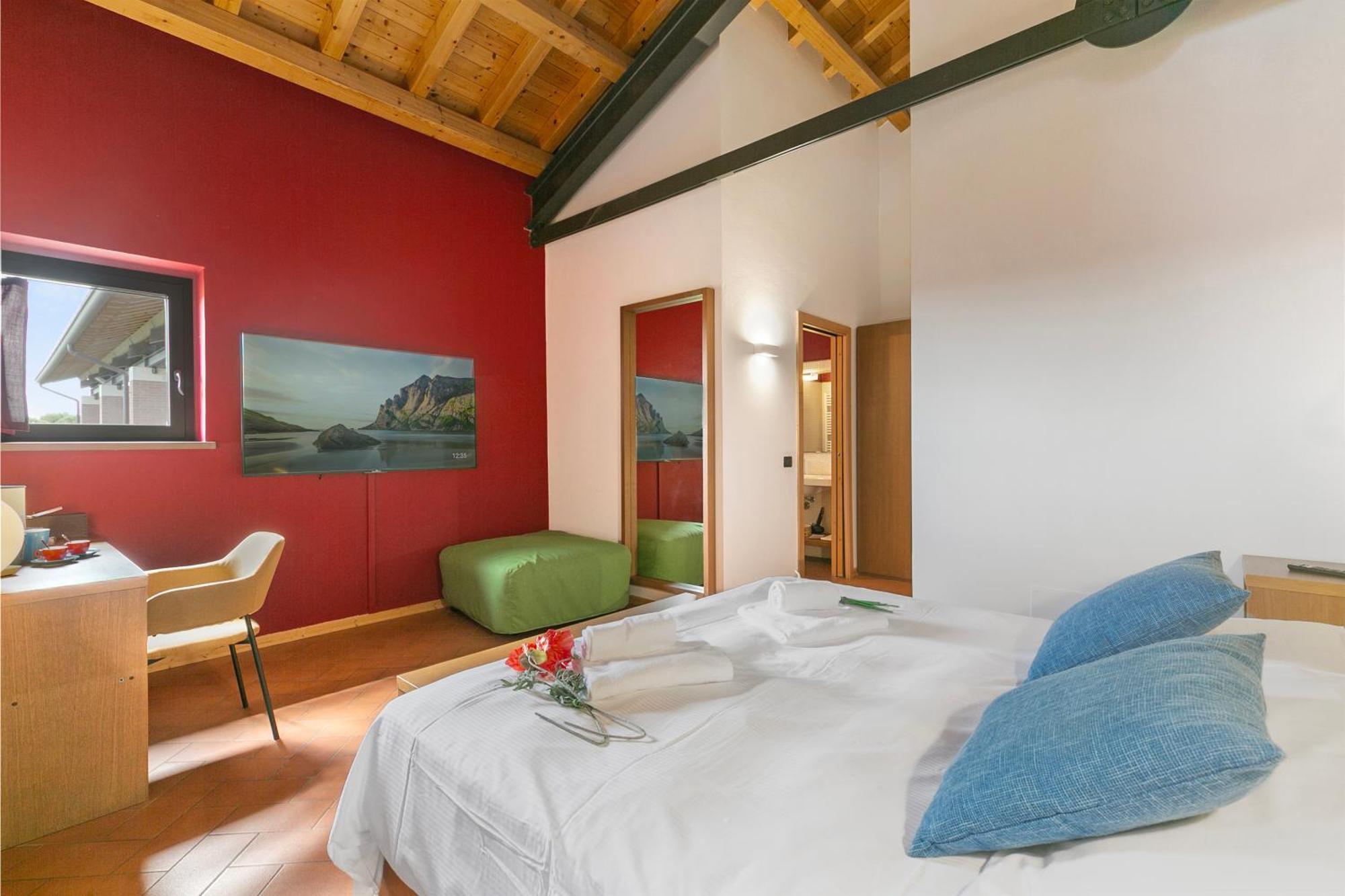Almavite Wine Resort With Pool Desenzano del Garda Exterior foto
