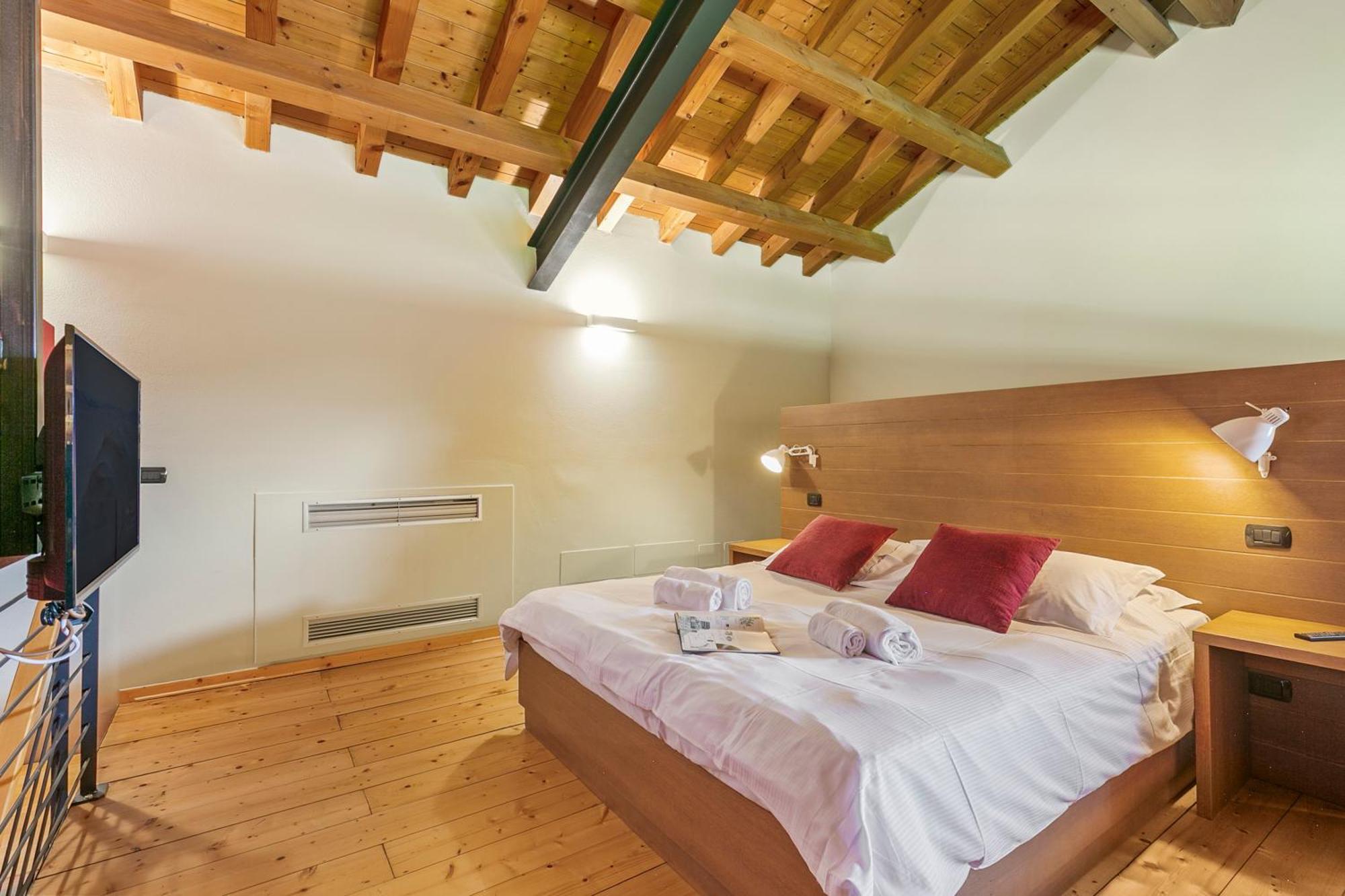 Almavite Wine Resort With Pool Desenzano del Garda Exterior foto