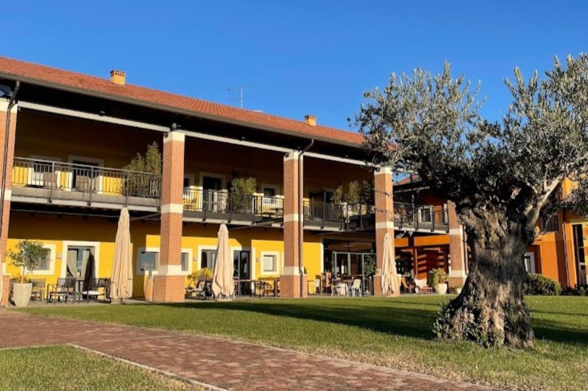 Almavite Wine Resort With Pool Desenzano del Garda Exterior foto