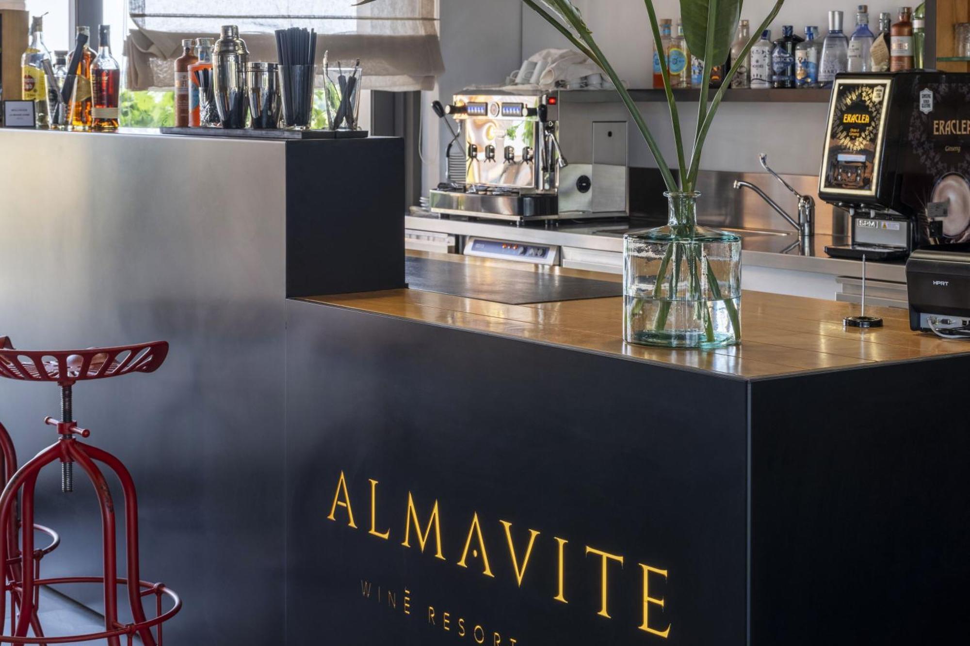Almavite Wine Resort With Pool Desenzano del Garda Exterior foto